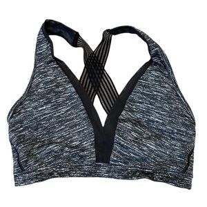 Victoria’s Secret Sport Bra Size M